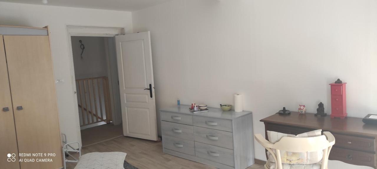 Les Plaisirs De La Ruralite Apartment Vendresse Екстериор снимка
